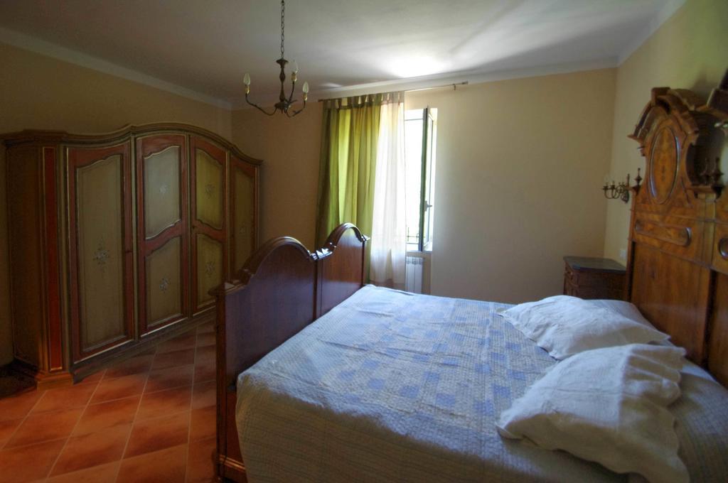 Agriturismo Mulino Del Castello Nasino 客房 照片